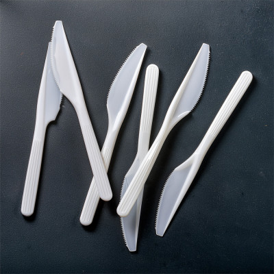 Reusable Plastic Knife White 100s